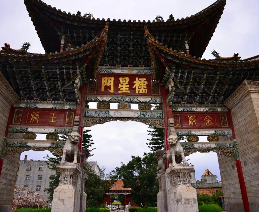 &#19975;&#35937;&#22478;&#45;&#19975;&#35937;&#22478;&#65288;&#20013;&#22269;&#65289;